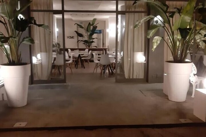 Hotel 38 of 40