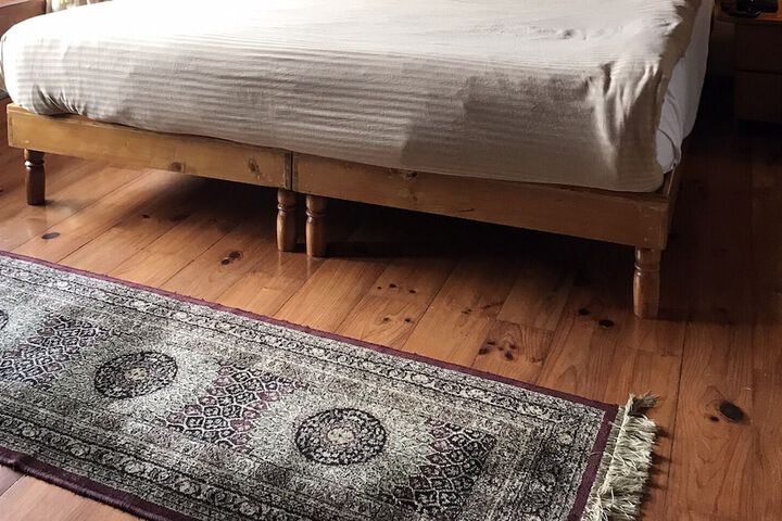 Room 6 of 36