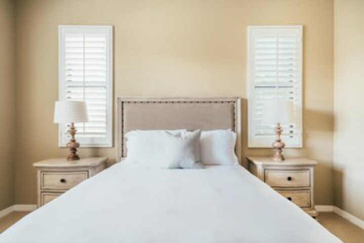 Room 28 of 33