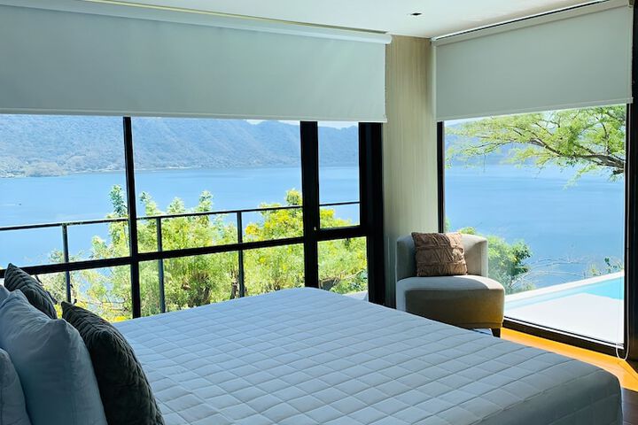 Room 8 of 47