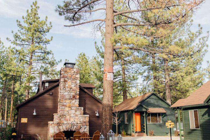 Hotel Exterior 100 of 139