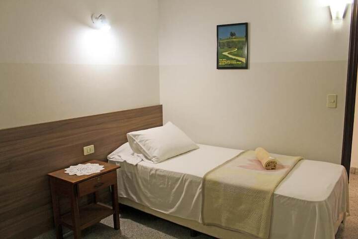 Room 4 of 26
