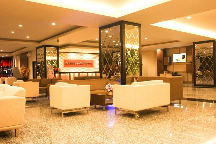 Hotel Interior 2 of 33