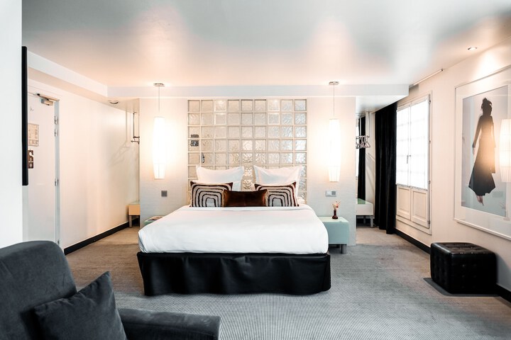 Room 21 of 52