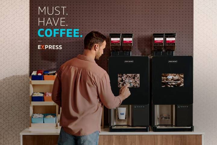 Breakfast/Coffee Service 21 of 24