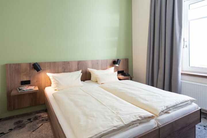 Room 14 of 52