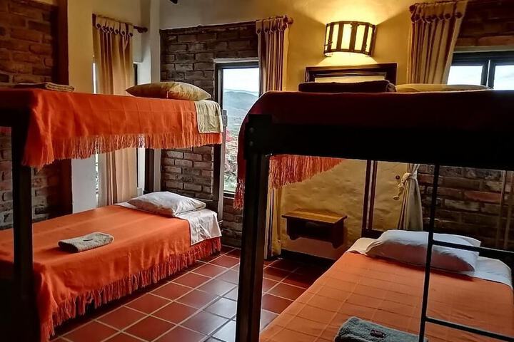 Room 5 of 13