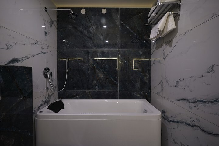 Room 20 of 26
