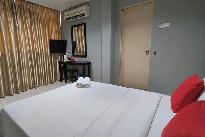 Room 26 of 54