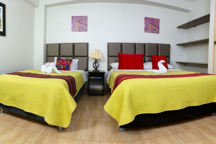 Room 5 of 32