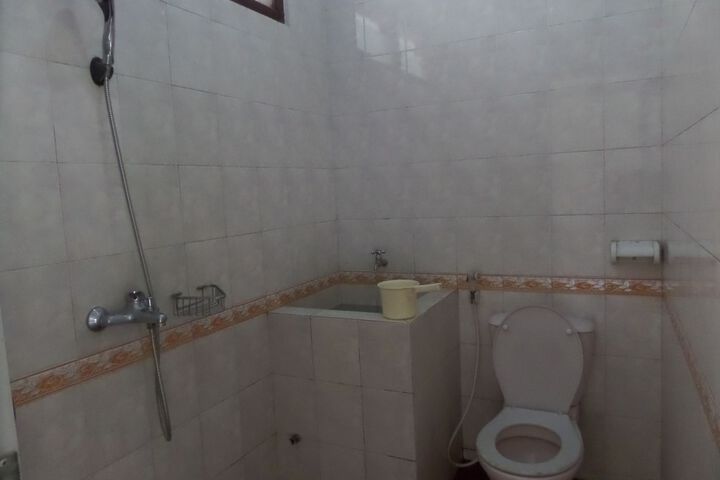 Bath Interior