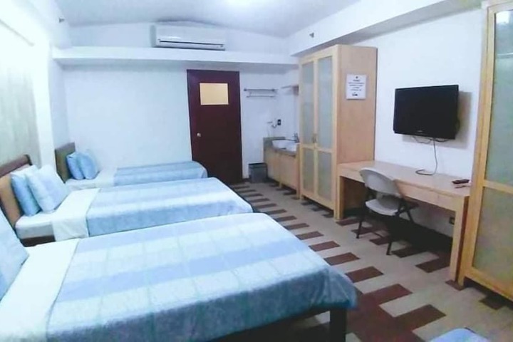 Room 12 of 29