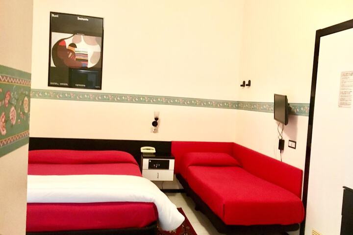 Room 36 of 63