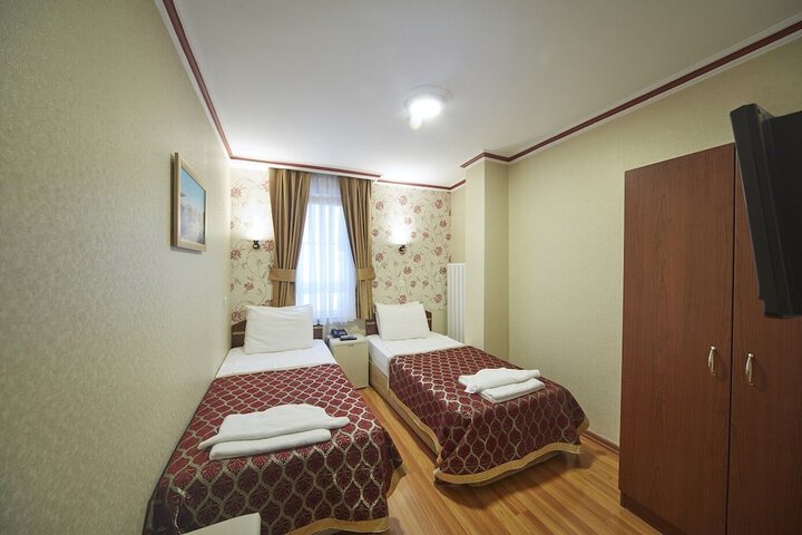 Room 21 of 42