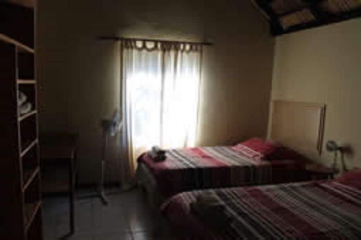 Room 5 of 11
