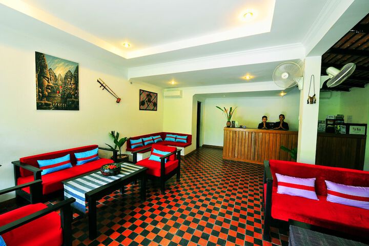 Guest Lobby
