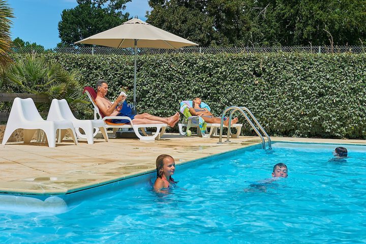 Pool 112 of 131