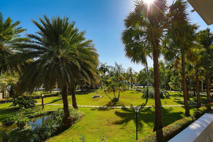 Hotel View 212 of 224
