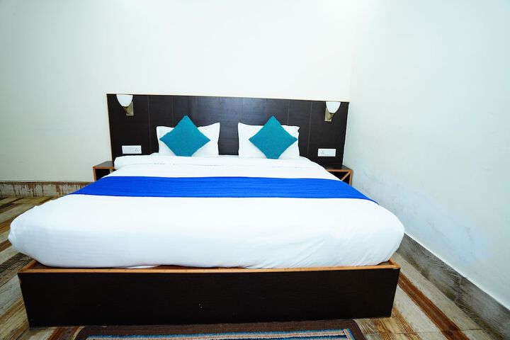 Room 3 of 46