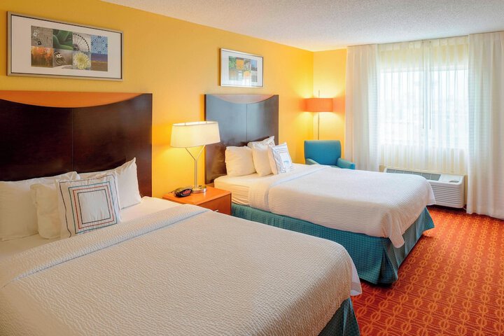 Room 8 of 22