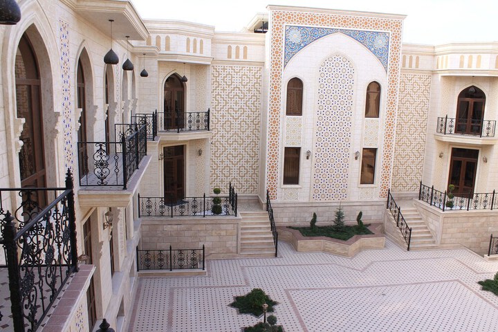 Hotel Exterior 57 of 61