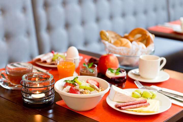 Breakfast meal