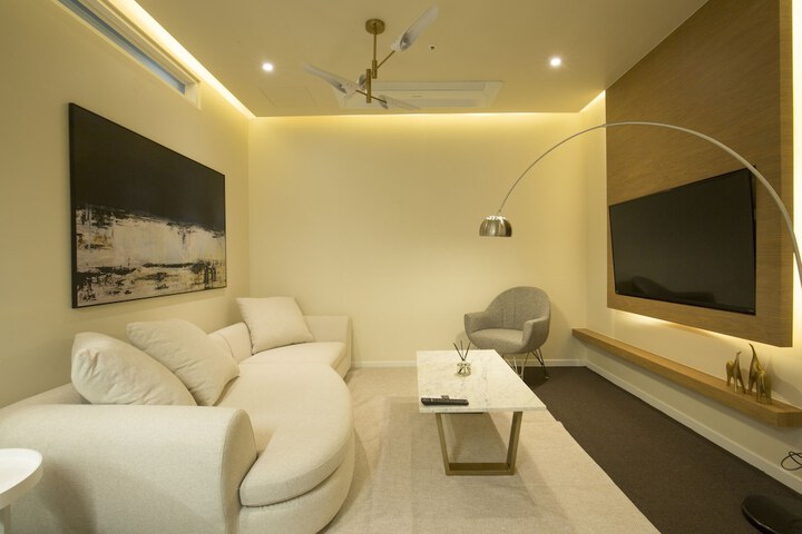 Room 16 of 224