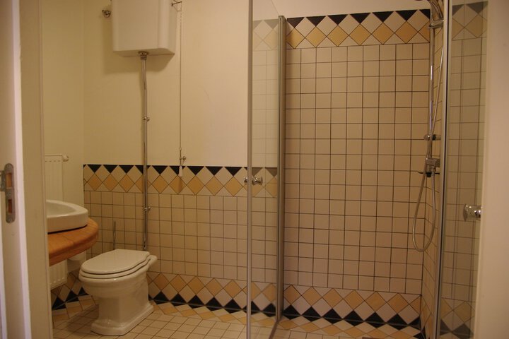 Room 25 of 45