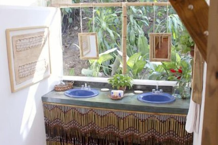 Room 8 of 29