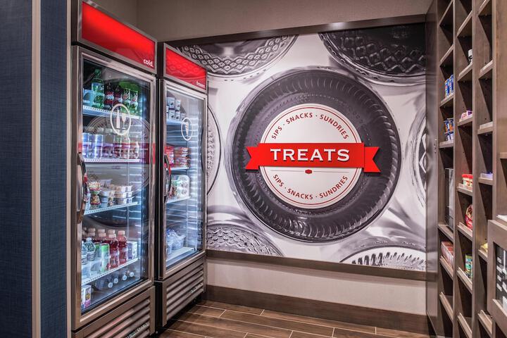 Snack bar