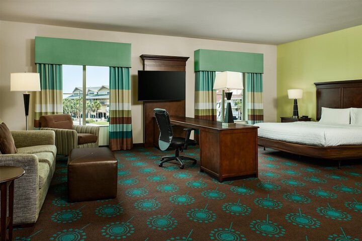 Room 13 of 41
