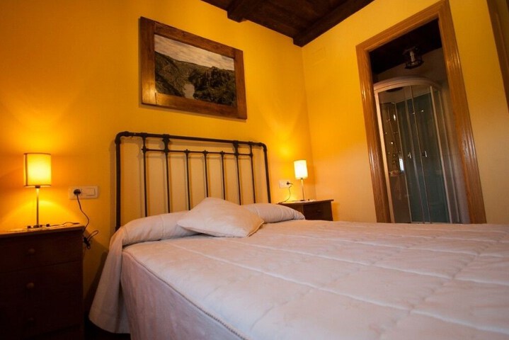 Room 3 of 19