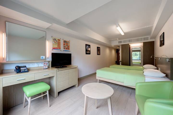 Room 15 of 66