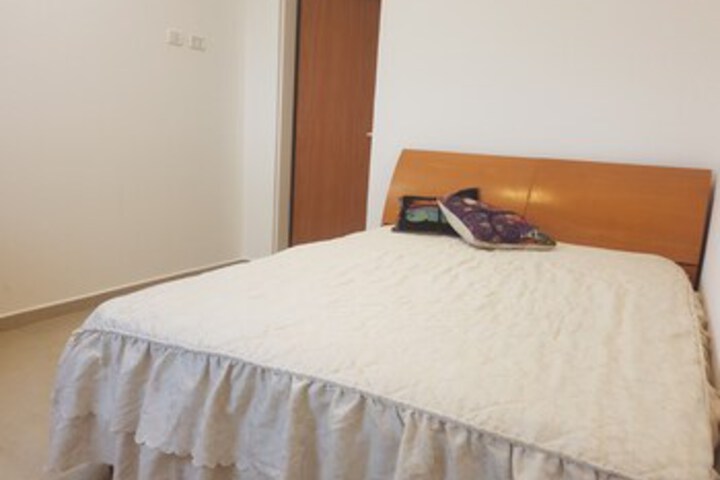 Room 16 of 21