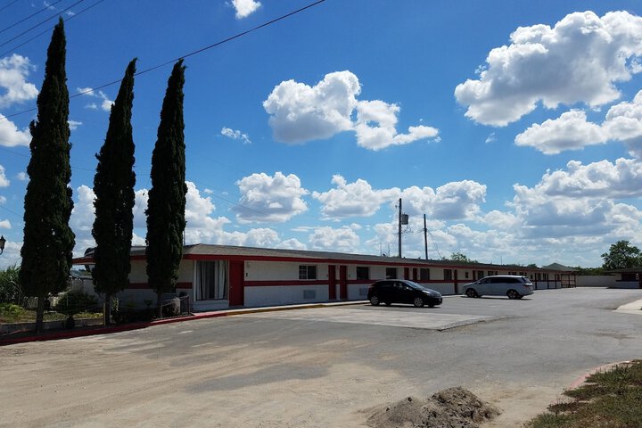 Property Grounds 29 of 38