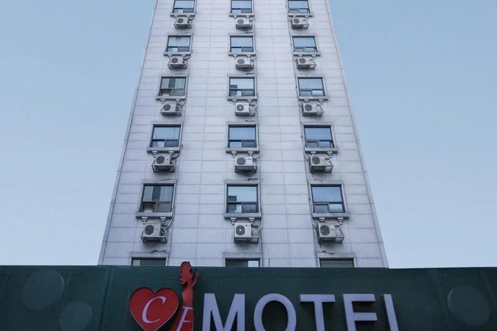 Hotel 27 of 27