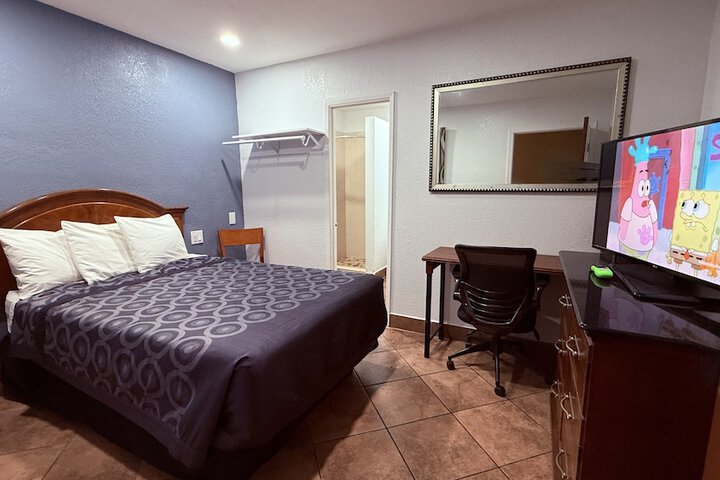 2 Double Beds (21 of 37)