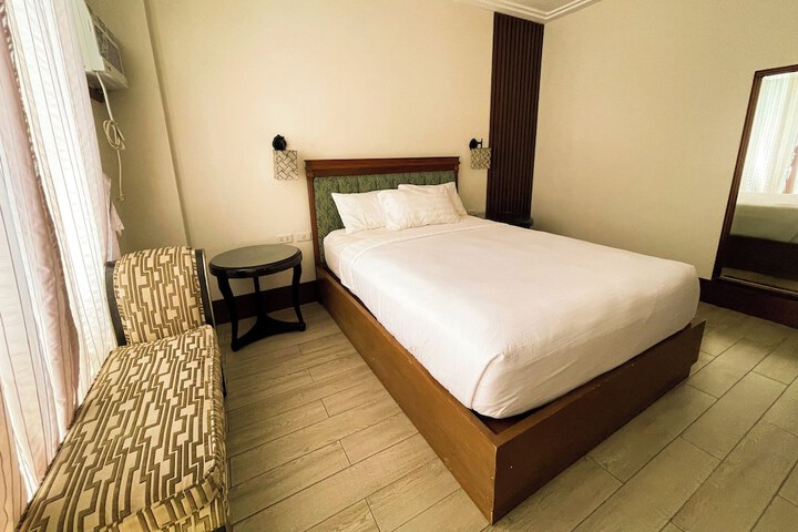Room 22 of 70