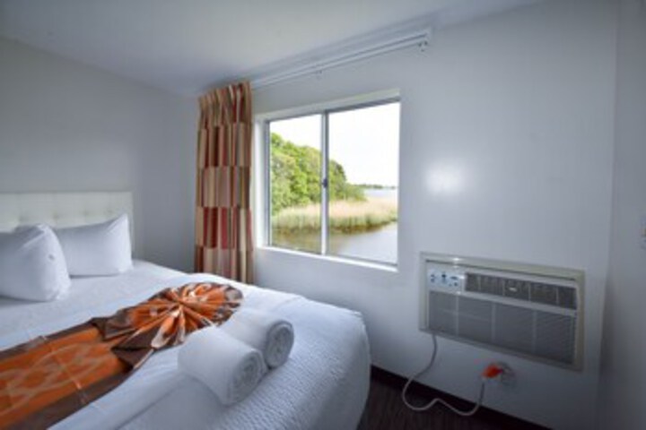 Room 100 of 207