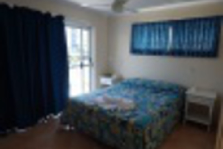 Room 123 of 560