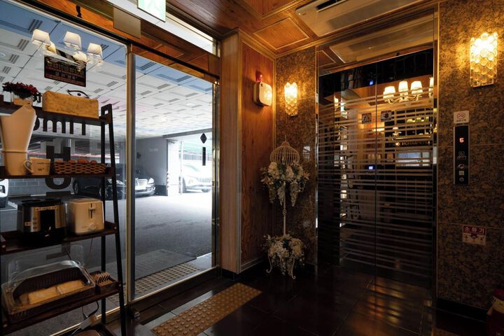 Hotel Interior 4 of 74