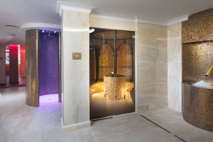 Relaxing Spa