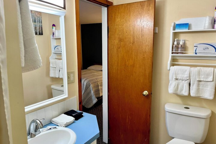 Room 81 of 106