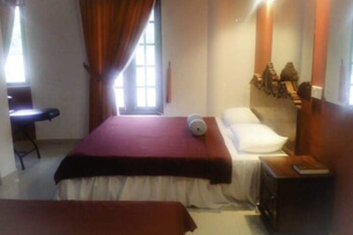 Room 15 of 21