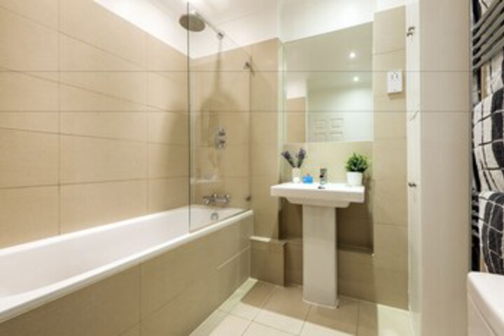 Room 3 of 22