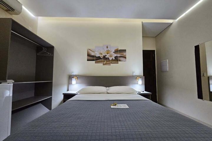 Room 7 of 62
