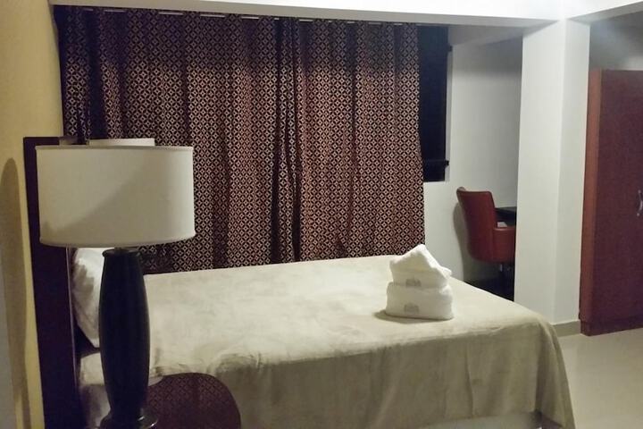 Room 16 of 35