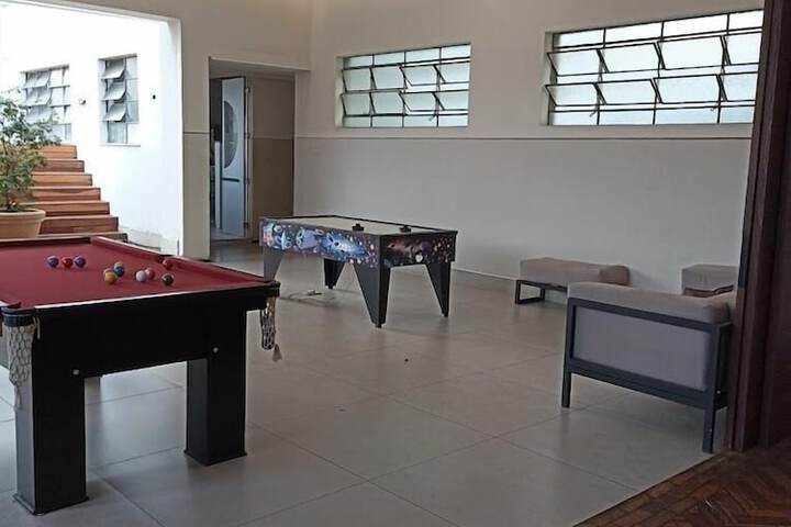 Room 14 of 22