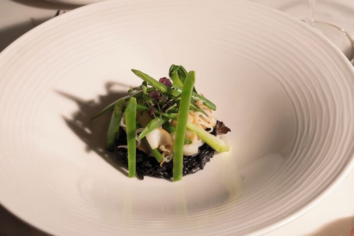 Dining 62 of 97
