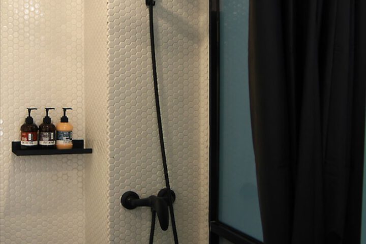 Room 47 of 61